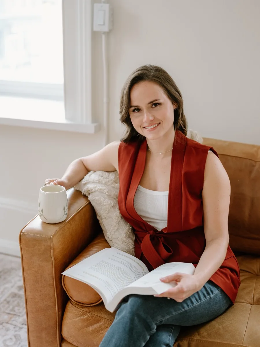 Portrait of Dr. Mariah, Naturopathic Doctor